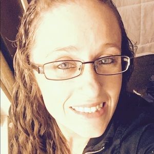 Meet your Posher, Chelcee